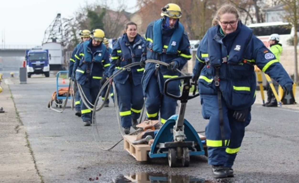 Pollerübung THW Schweinfurt